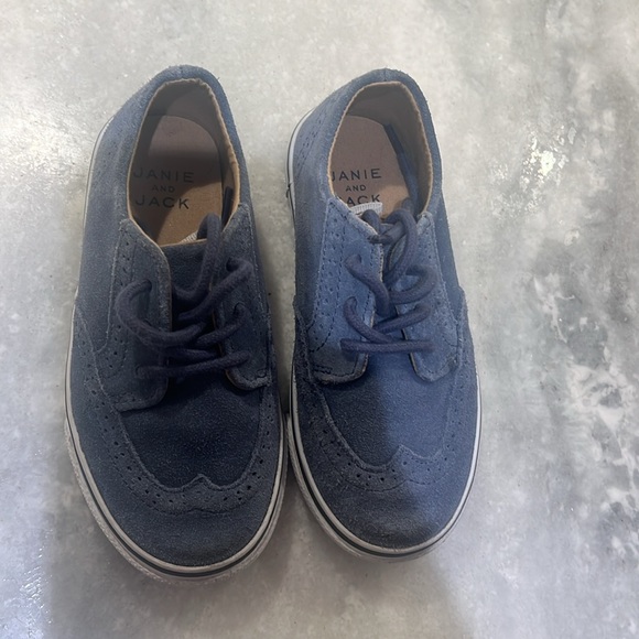 Janie and Jack suede wingtip shoes, boys, size 10, good condition - Picture 3 of 3